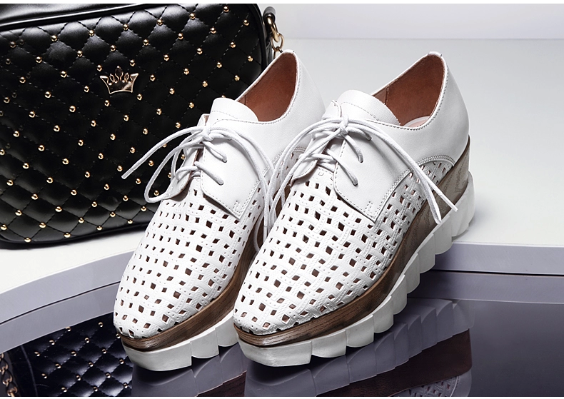 KOMANIC柯瑪妮克， 同步全球時尚