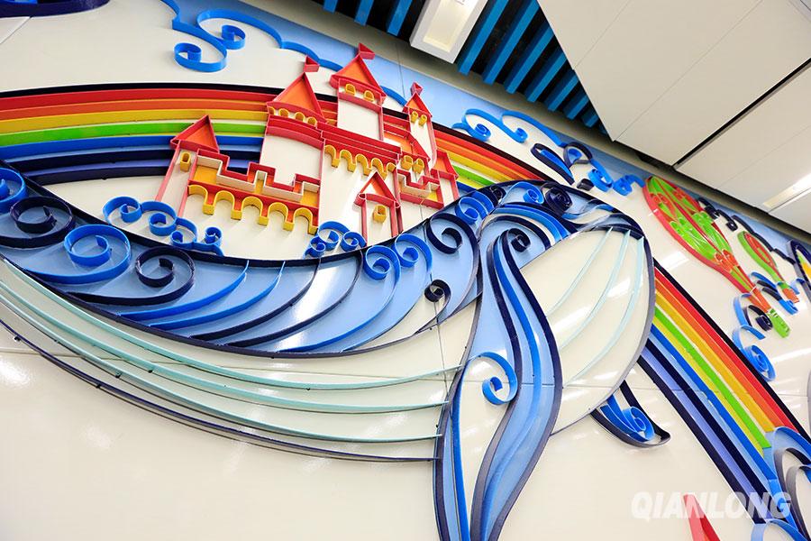 北京地鐵7號線歡樂谷站高清照曝光 似夢幻城堡