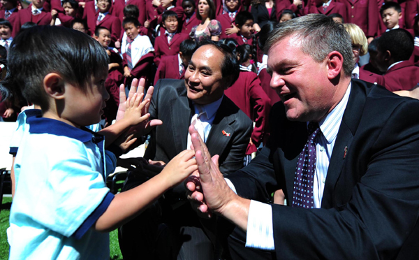 加拿大紐省200萬加幣促進(jìn)教育合作 明年將在中國新增五所中加教育品牌校