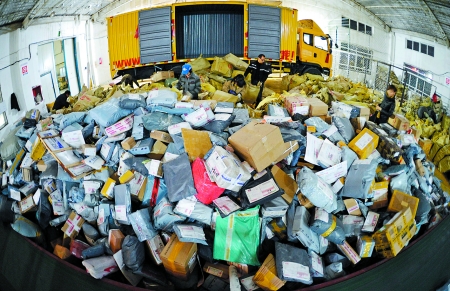 今年“雙11”包裹預計將超2500萬件 考驗重慶快遞