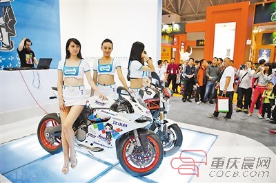 重慶會(huì)展經(jīng)濟(jì)步入快車道 90后模特輕松月入萬(wàn)元