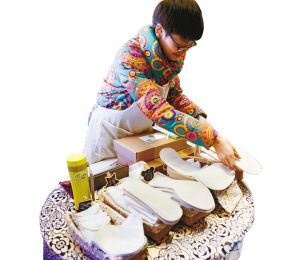 重慶首屆農夫市集： 手洗衛生巾玫瑰花唇膏你見過嗎