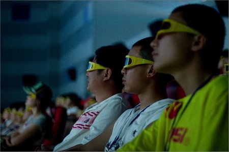 石油館如何締造排隊神話 4D電影比阿凡達刺激(圖)