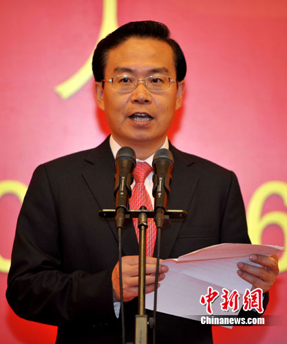 蘇樹林當(dāng)選福建省長(zhǎng) 曾供職于大慶油田(圖)