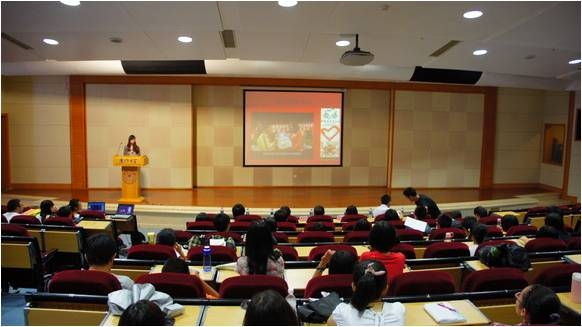 鳳凰花社“愛(ài)心包裹勸募挑戰(zhàn)賽”頒獎(jiǎng)大會(huì)圓滿召開(kāi)