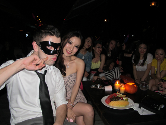 福州：萬圣節吸引眾多外籍人士狂歡