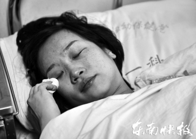 閩侯一32歲產婦懷孕26周 生下巴掌大試管雙胞胎