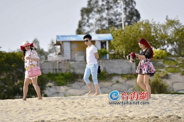 濃霧散去氣溫攀升仿佛初夏 島外最高溫突破30℃