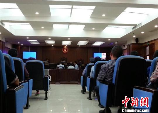 東莞南城公安正副局長(zhǎng)因受賄濫用職權(quán)罪獲刑(圖)