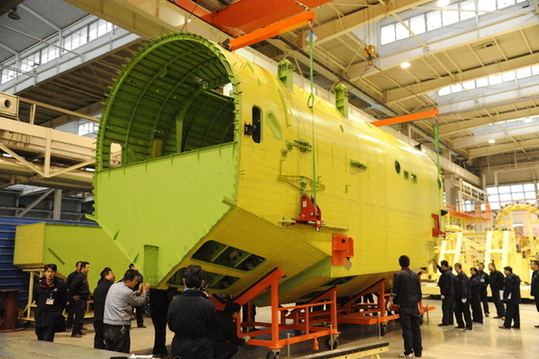 我自主研制大型水陸兩棲飛機AG600明年首飛