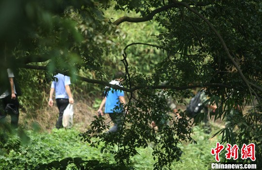 蘇湘渝系列持槍搶劫殺人案告破周克華被警方擊斃