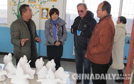 美國社區學院等部門人員到玉田縣職教中心考察