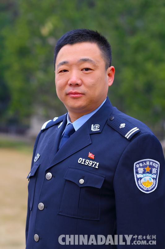 河北省公安廳發(fā)布“2015我做的群眾最滿意的一件事”