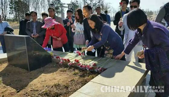 第五屆海子詩歌藝術節在秦皇島海港區舉行