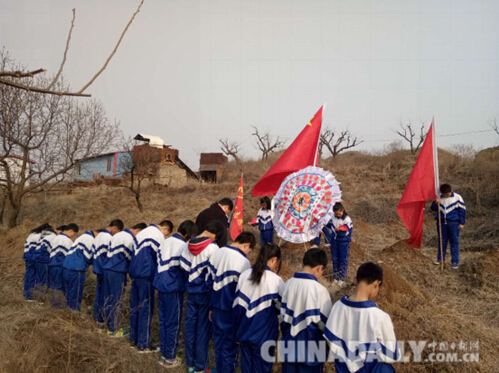 唐山遵化多種形式迎清明