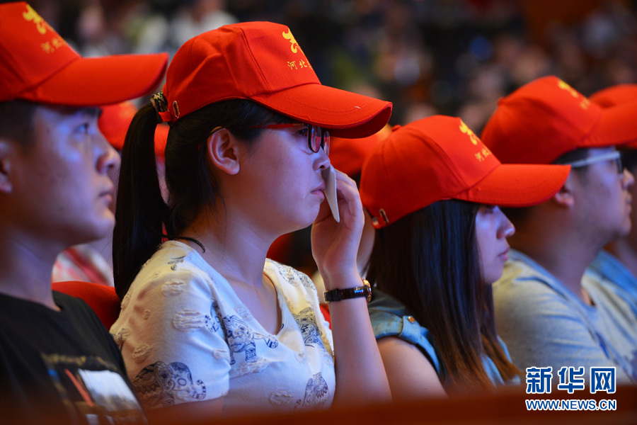 “太行山作證”李保國(guó)先進(jìn)事跡報(bào)告會(huì)在石家莊舉行