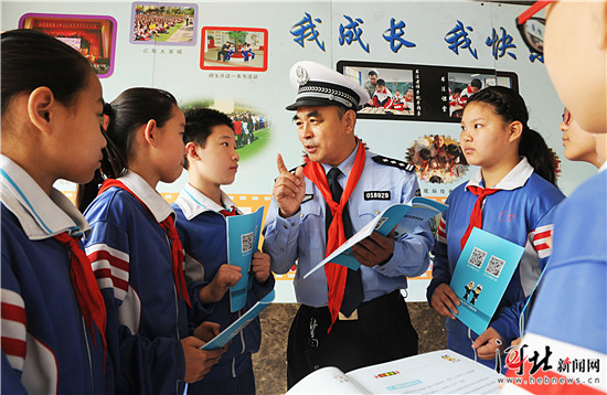 廿七年汗水灑滿交宣路——記邯鄲交警支隊(duì)宣傳科科長張貴民