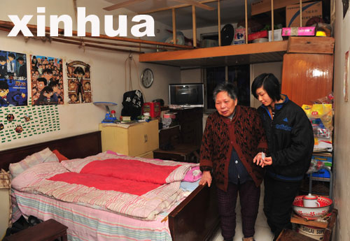 “保姆奶奶”情傳四方 網絡內外愛心潮涌