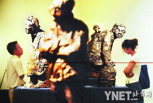 百姓雕塑展現60年時代變遷