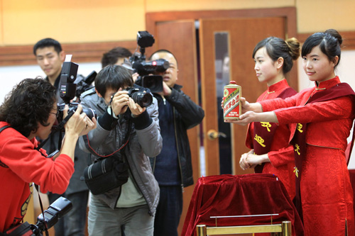 天價！一瓶茅臺拍出890萬