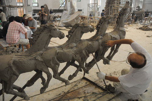 百位雕塑家匯聚長春