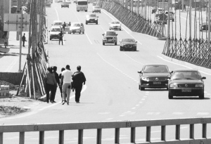 長(zhǎng)春高速客運(yùn)站攬客黨收300元車費(fèi) 扒皮210元