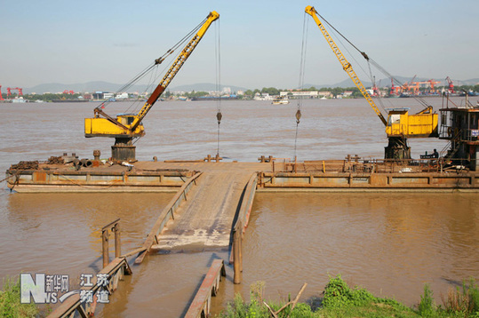 長江南京段水位上漲