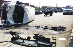 沈陽：面包車逆行撞兩車 致6人傷（圖）