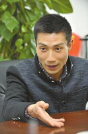 四川25名從優秀工人農民中招錄的公務員日前上崗