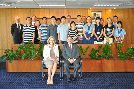 珀斯聯(lián)袂成都榮獲“2013澳大利亞友城新聯(lián)盟獎(jiǎng)”