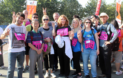國內外3000名登山健兒泰山爭鋒(組圖)
