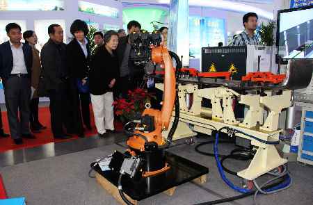 山東藍黃“兩區”經貿洽談會開幕