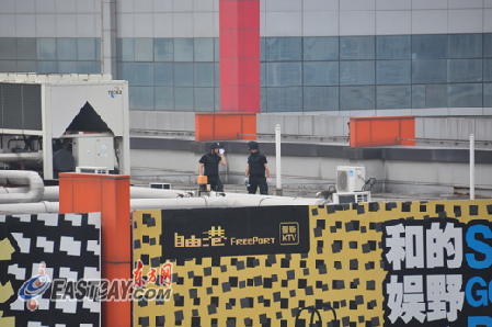 上海一男子在超市寄包柜內放置炸彈并引爆(圖)