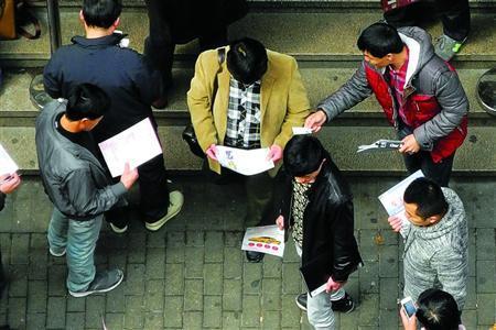 滬牌額度新低黃牛抬價 周末拍賣將迎慘烈一戰