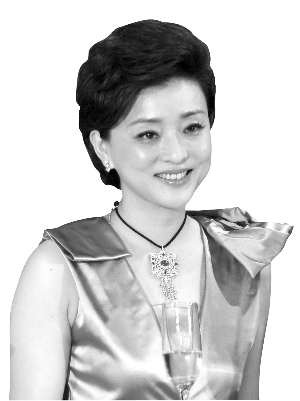 楊瀾陷希望工程“捐款門” 回應稱自己分文未取