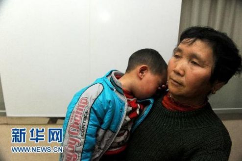 安徽懷寧部分兒童血鉛超標 當地組織到醫院檢查