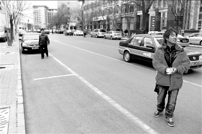 北京停車費調價首日 重點區路側停車驟減(圖)