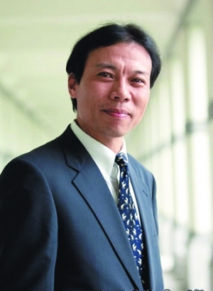 唐駿就學(xué)歷門吐心聲：那是一個(gè)曾經(jīng)錯(cuò)誤的決定[圖]