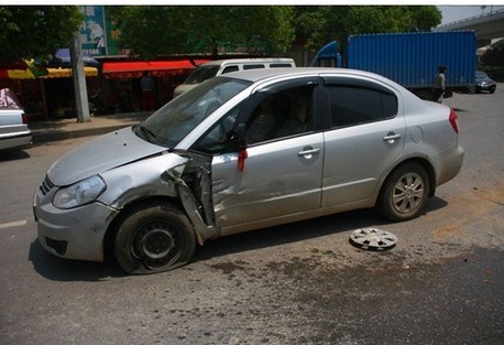 長沙一男子涉嫌危險駕駛肇事致無辜民眾5死6傷