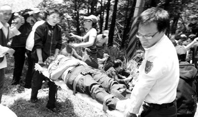 直擊阿里山小火車翻車現場:僅傾斜一秒就天翻地覆了