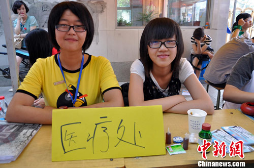 全國27省區市高考結束 考生很放松家長吁調整時間