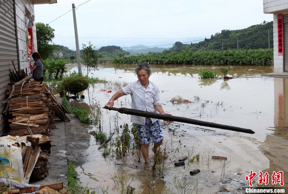 南方近日連遭強降雨 浙江發布首個暴雨黃色預警