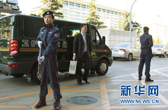 全國保安將換著新式服裝和統(tǒng)一標(biāo)志(組圖)