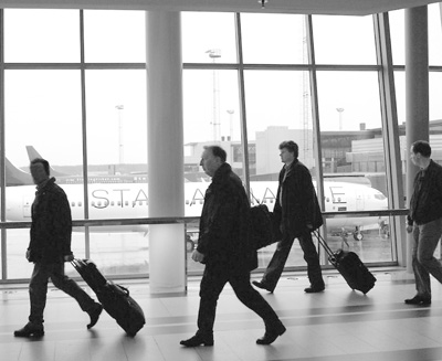 中國新移民當起“航天員” 他們為啥要回流？