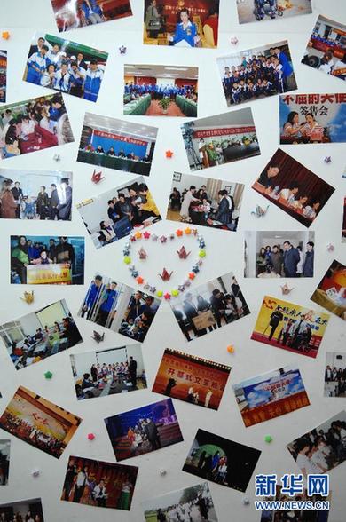 腦癱女孩用鼻尖書寫人生的