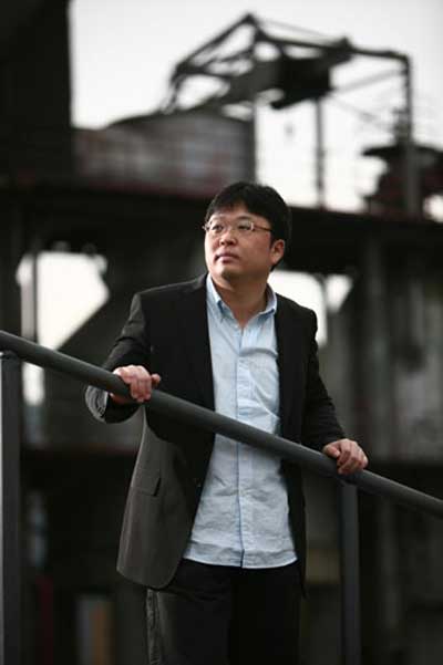 高曉松羅永浩微博對掐：中文爛學歷低