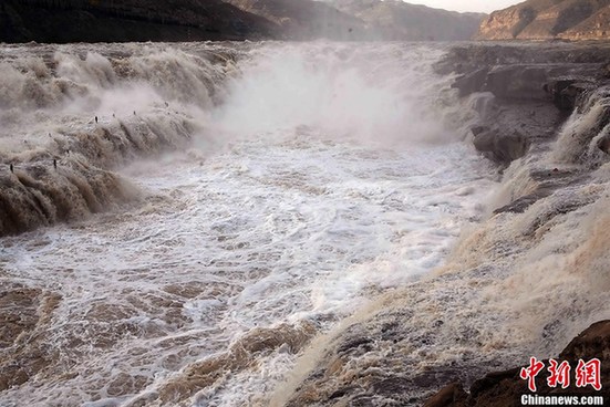 黃河壺口桃花汛洪峰安全度過 形成壯觀瀑布