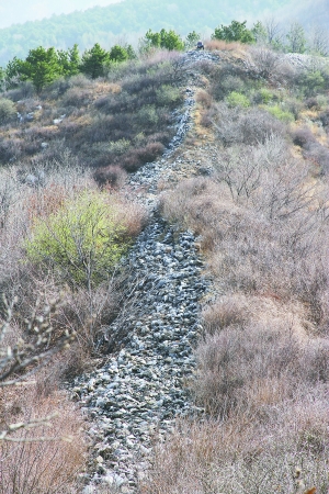 1300米明前殘長城現懷柔