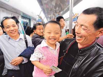 28個城市獲批修建軌道交通 12城市已開通地鐵