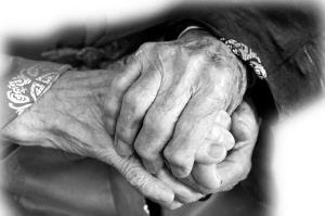 老夫妻相濡以沫80年同慶百歲曾經歷南京大屠殺